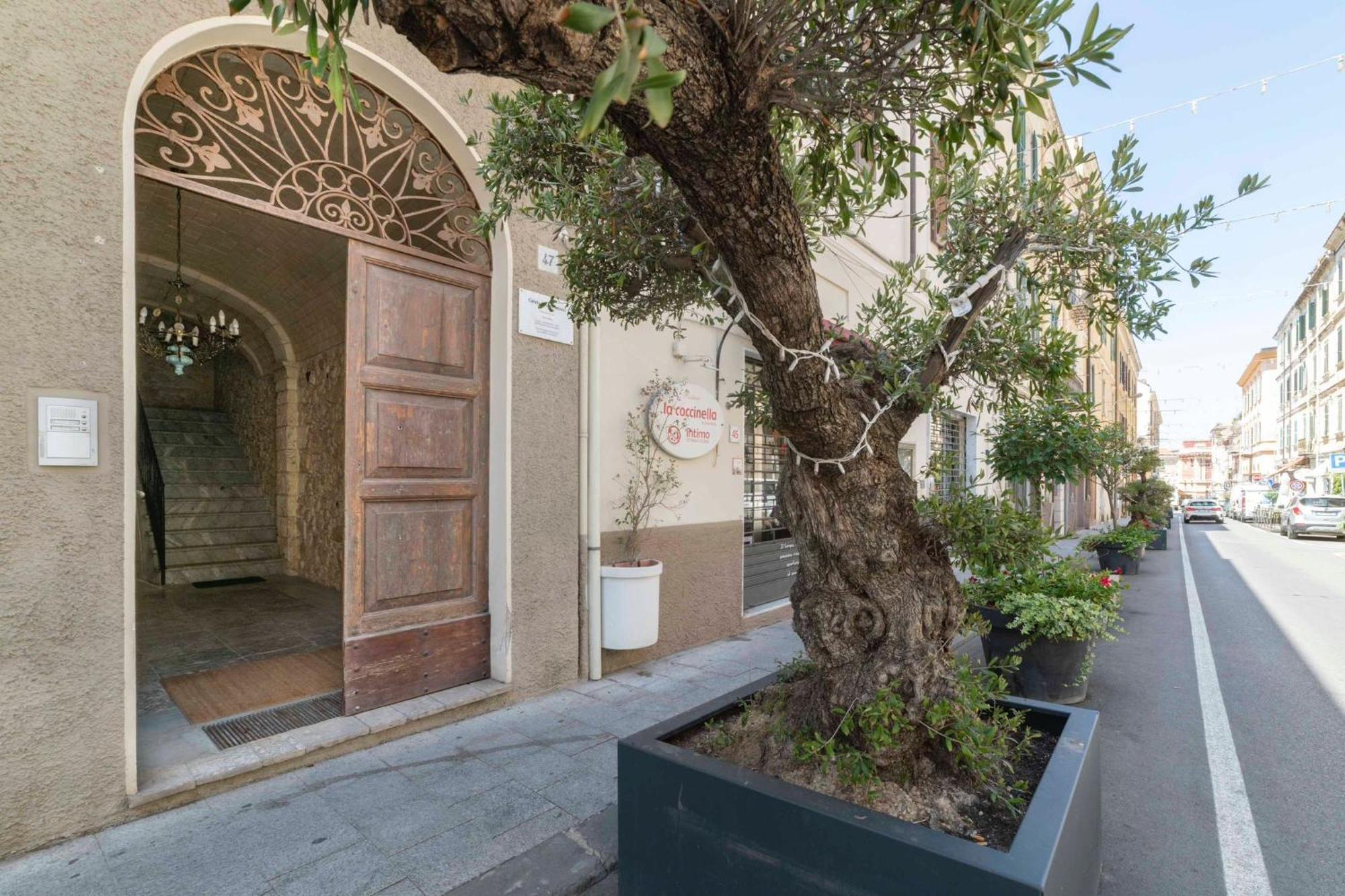 Vintage Cavour Apartment Сассарі Екстер'єр фото